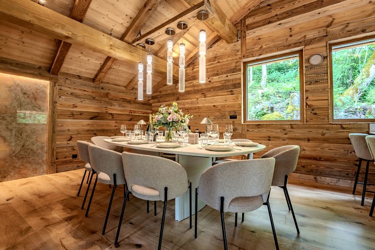 Vacation Rentals (France, Megève, Auvergne-Rhône-Alpes)