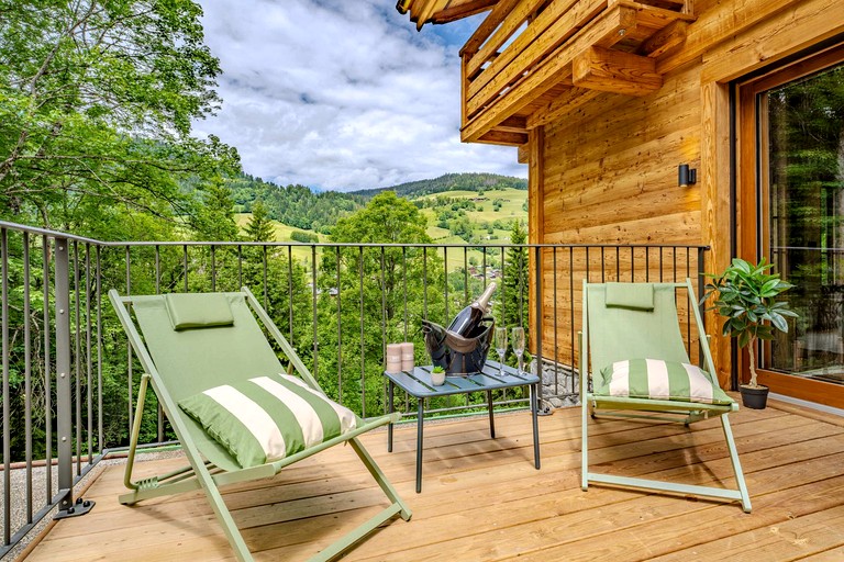 Vacation Rentals (France, Megève, Auvergne-Rhône-Alpes)