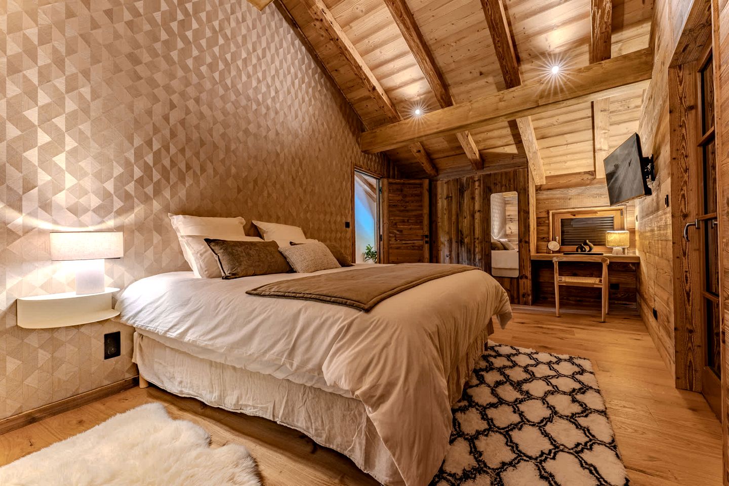 Luxury Chalet with Jacuzzi & Sauna near Ski Lifts in Megève, French Alps