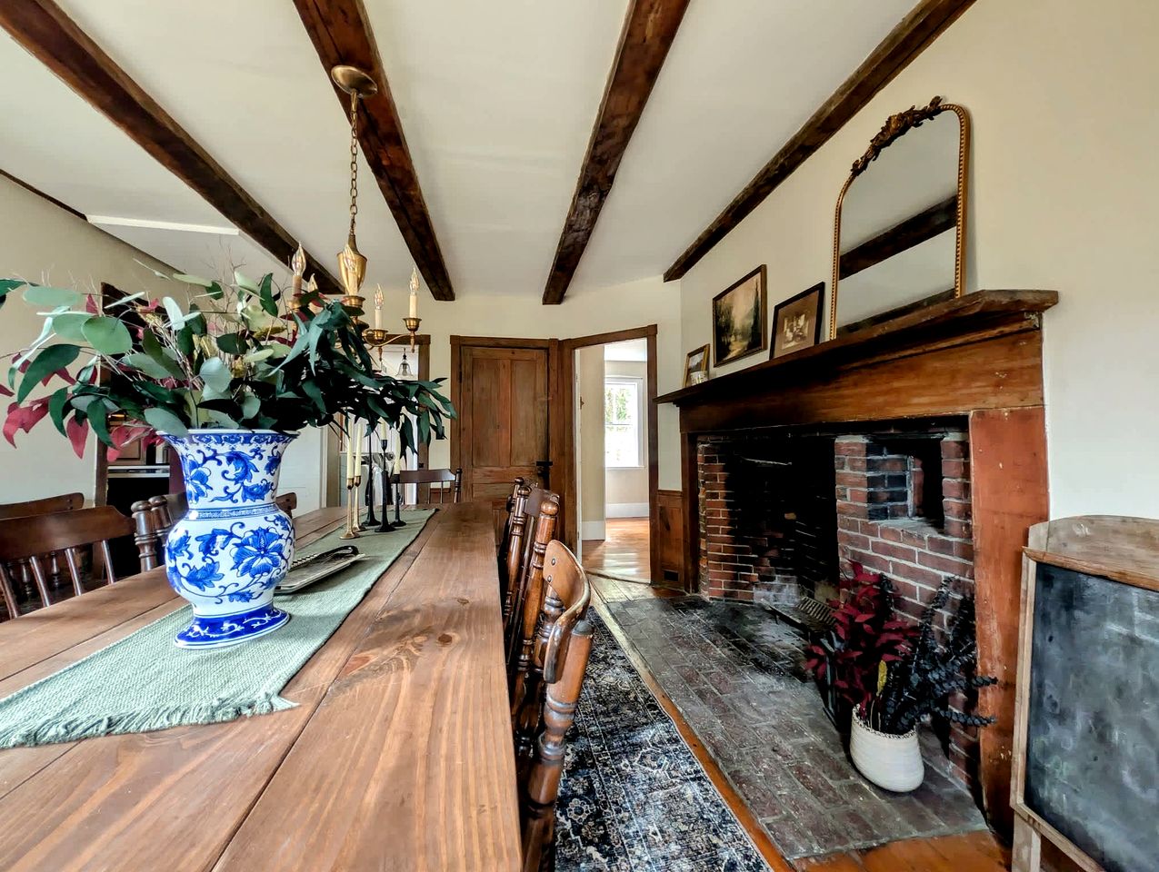 Elegant Luxury Cottage with Fire Pit Near Carrying Place Beach in Surry, Maine