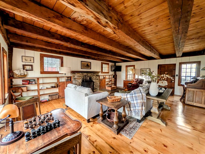 Cottages (United States of America, Surry, Maine)