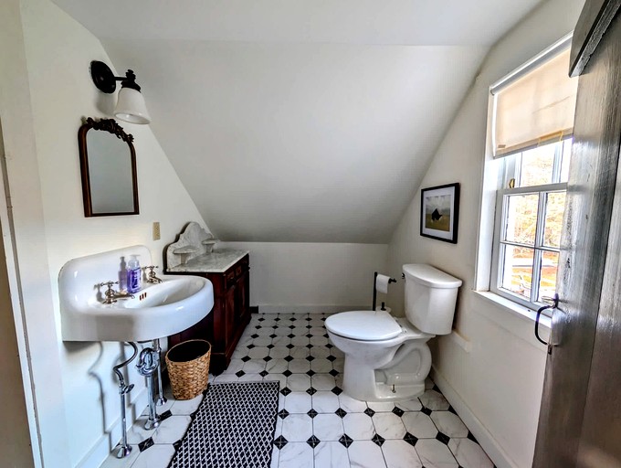 Vacation Rentals (United States of America, Surry, Maine)