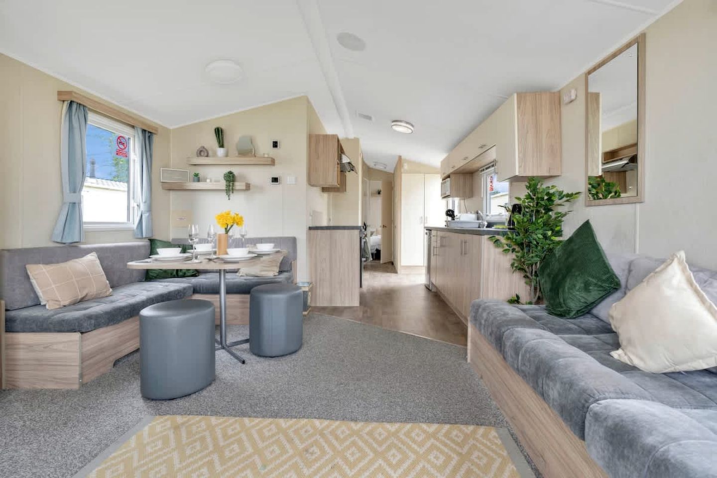 Relaxing Coastal Escape with Pool Fun, Beach Access & Entertainment for All Ages in Scotland, United Kingdom