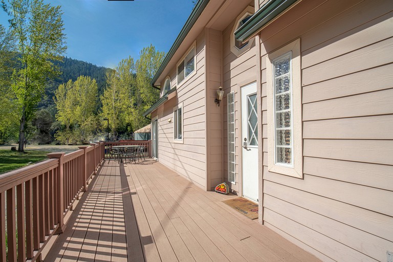 Vacation Rentals (United States of America, Big Flat, California)