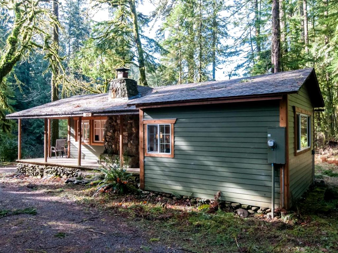 cottage Gifford Pinchot National Forest, WA Glamping Hub