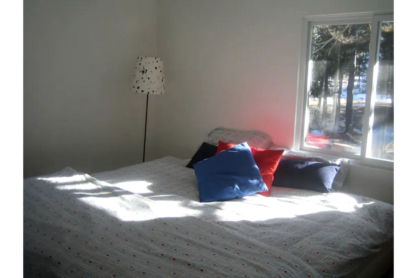 Cozy Lower Apartment in Luxury Cottage Resort Rental in Land O' Lakes Region of Ontario