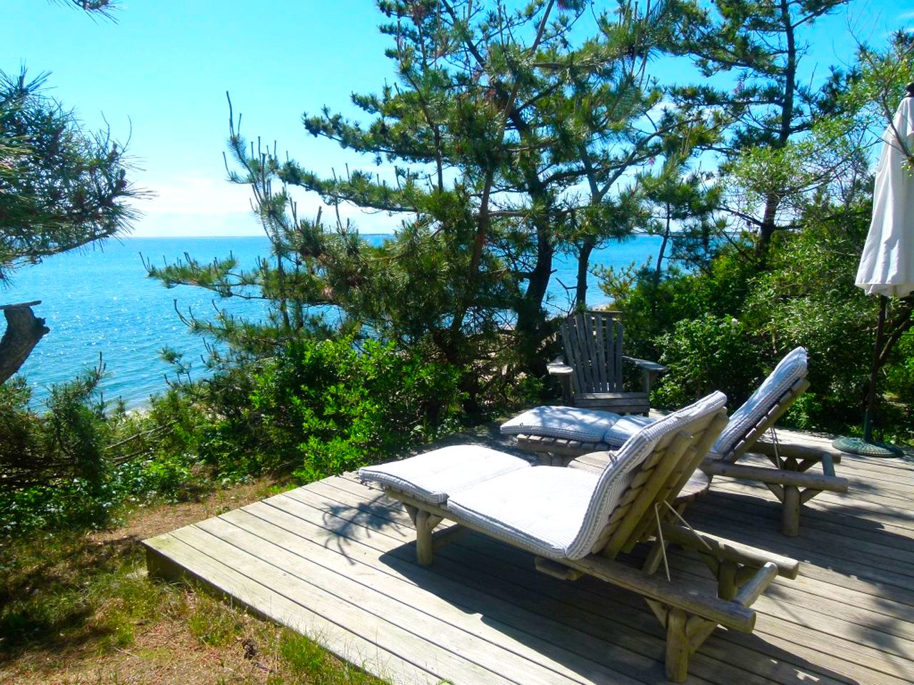 Charming Cottage Rental on a Private Beach in Cape Cod, Massachusetts