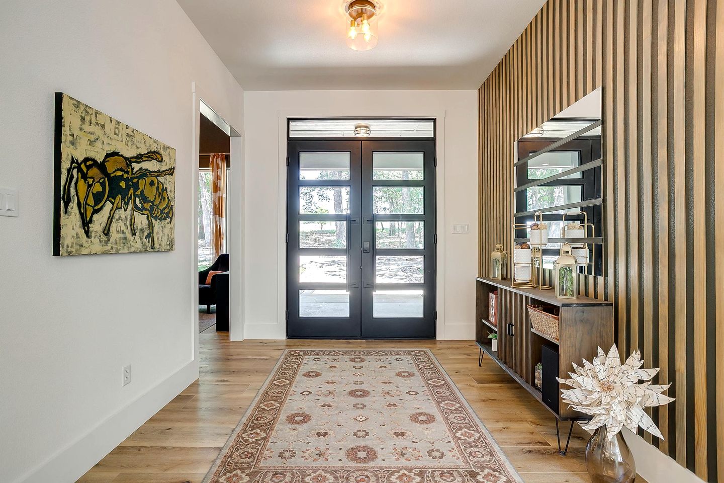 Luxury Cottage on Six Secluded Acres of Private Land, and near Decatur’s Historic Town Square, Texas