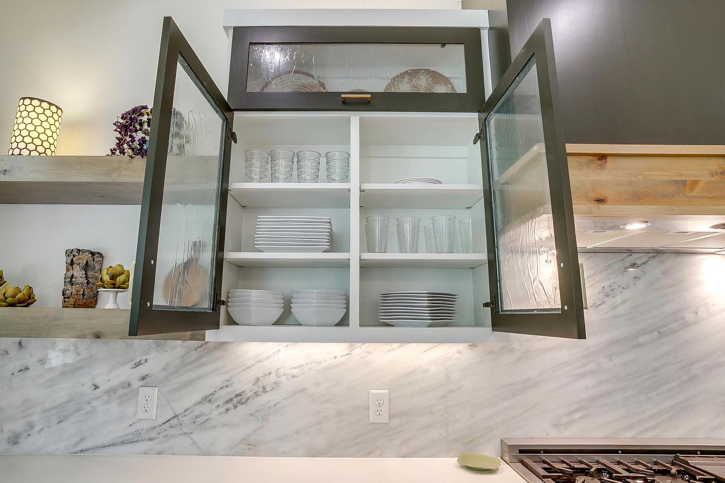 Luxury Cottage on Six Secluded Acres of Private Land, and near Decatur’s Historic Town Square, Texas