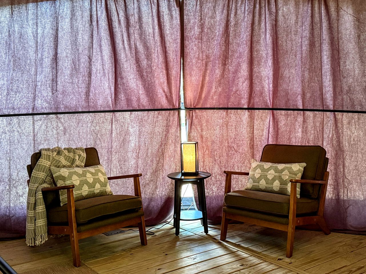 Whimsical Dome Escape Amid the Majestic Mountains and Enchanting Rivers of New York