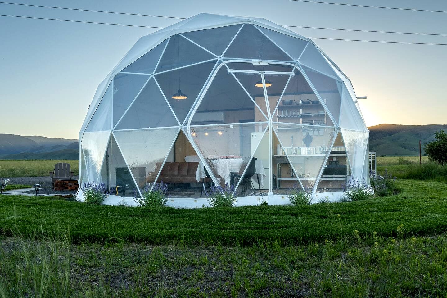 Luxury Montana Dome Retreat with Breathtaking Views Near Yellowstone National Park, Montana