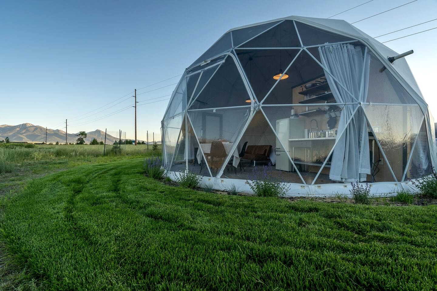 Luxury Montana Dome Retreat with Breathtaking Views Near Yellowstone National Park, Montana
