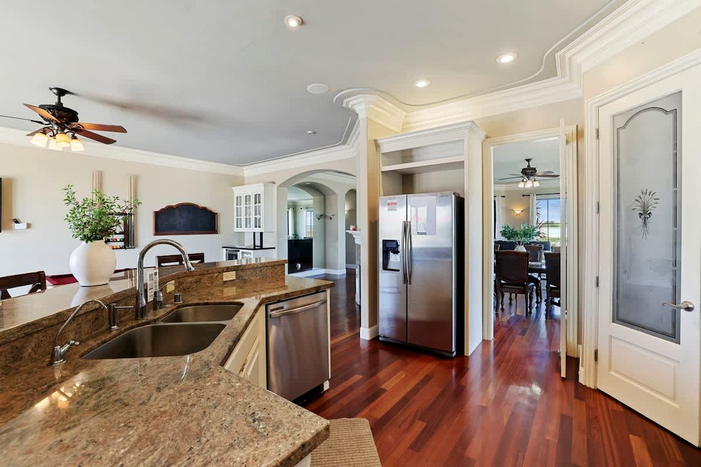 Family-Friendly Vacation Home with Pool, Sports Courts & Event Space near Tracy Sky-Dive Center – Tracy, California