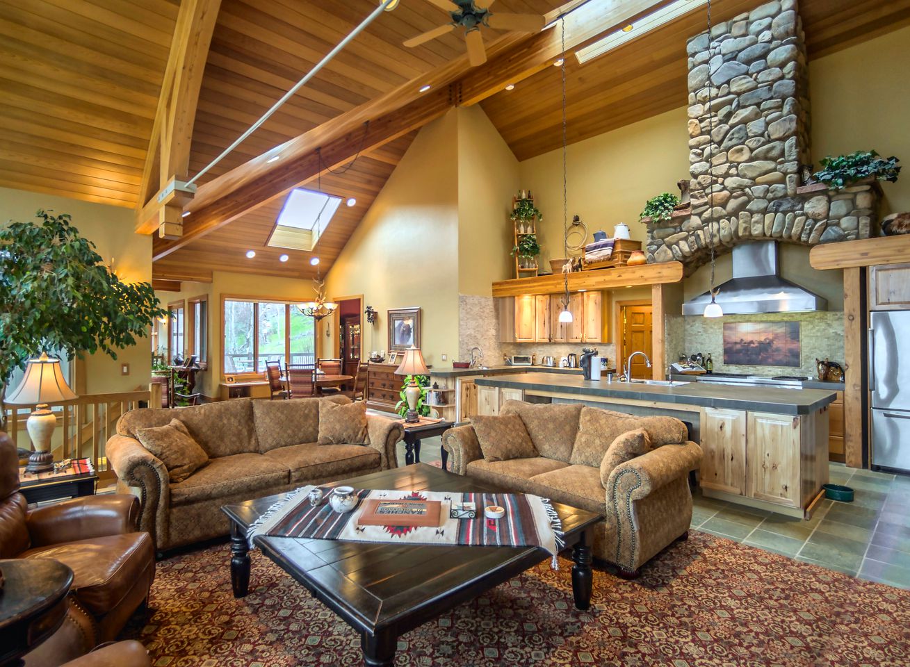 Luxury Five-Bedroom Villa in Gated Community near Copper Mountain, Colorado