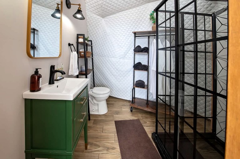 Domes (United States of America, Altamont, Tennessee)