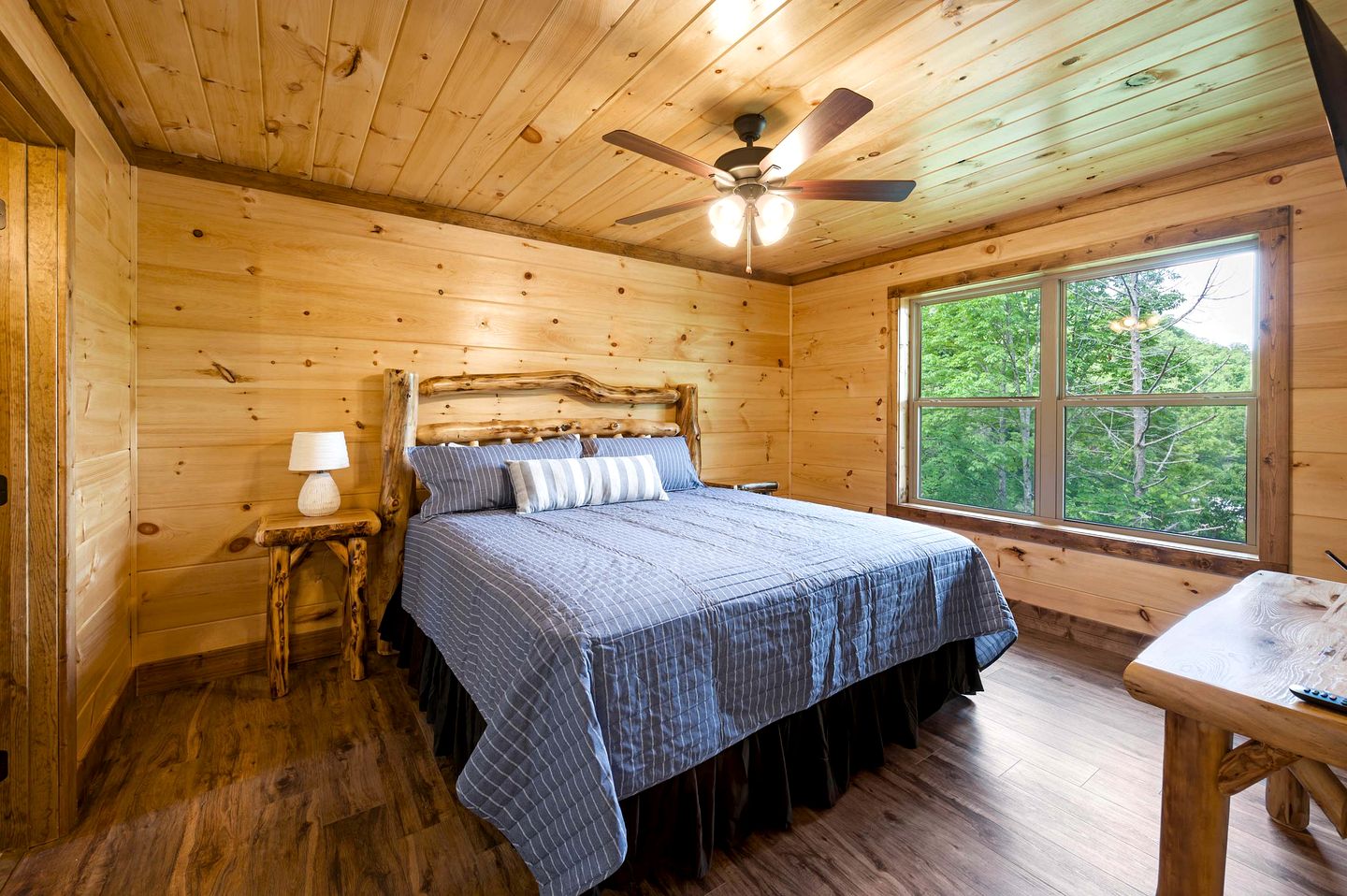 Luxury Gatlinburg Cabin with Game Room & Hot Tub near Trolley in Gatlinburg, Tennessee