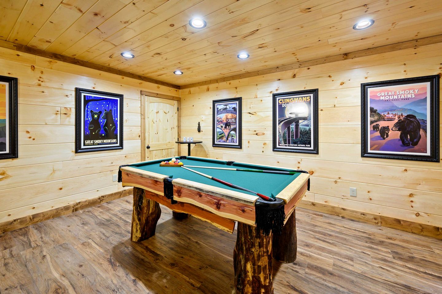 Luxury Gatlinburg Cabin with Game Room & Hot Tub near Trolley in Gatlinburg, Tennessee