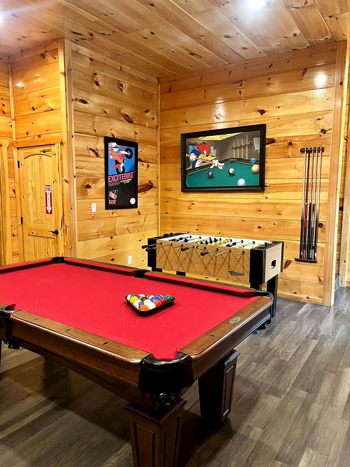 Luxury Gatlinburg Cabin with Theater & Game Room near Great Smoky Mountains National Park, TN