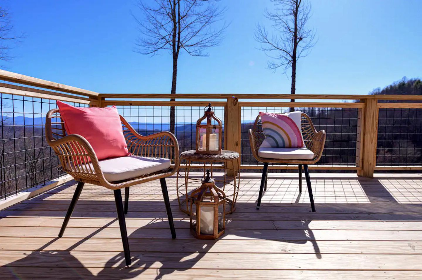 Luxury Geodesic Mountain Dome with Hot Tub in the Vero Mountains, North Carolina