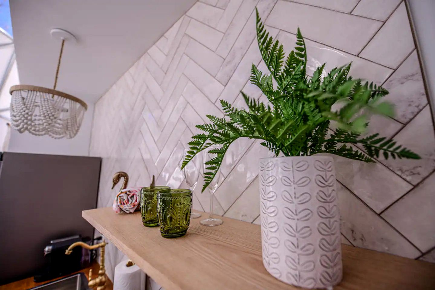 Luxury Geodesic Mountain Dome with Hot Tub in the Vero Mountains, North Carolina