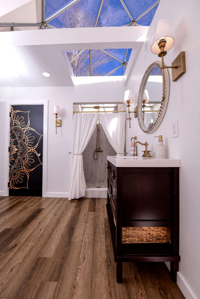 Luxury Geodesic Mountain Dome with Hot Tub in the Vero Mountains, North Carolina