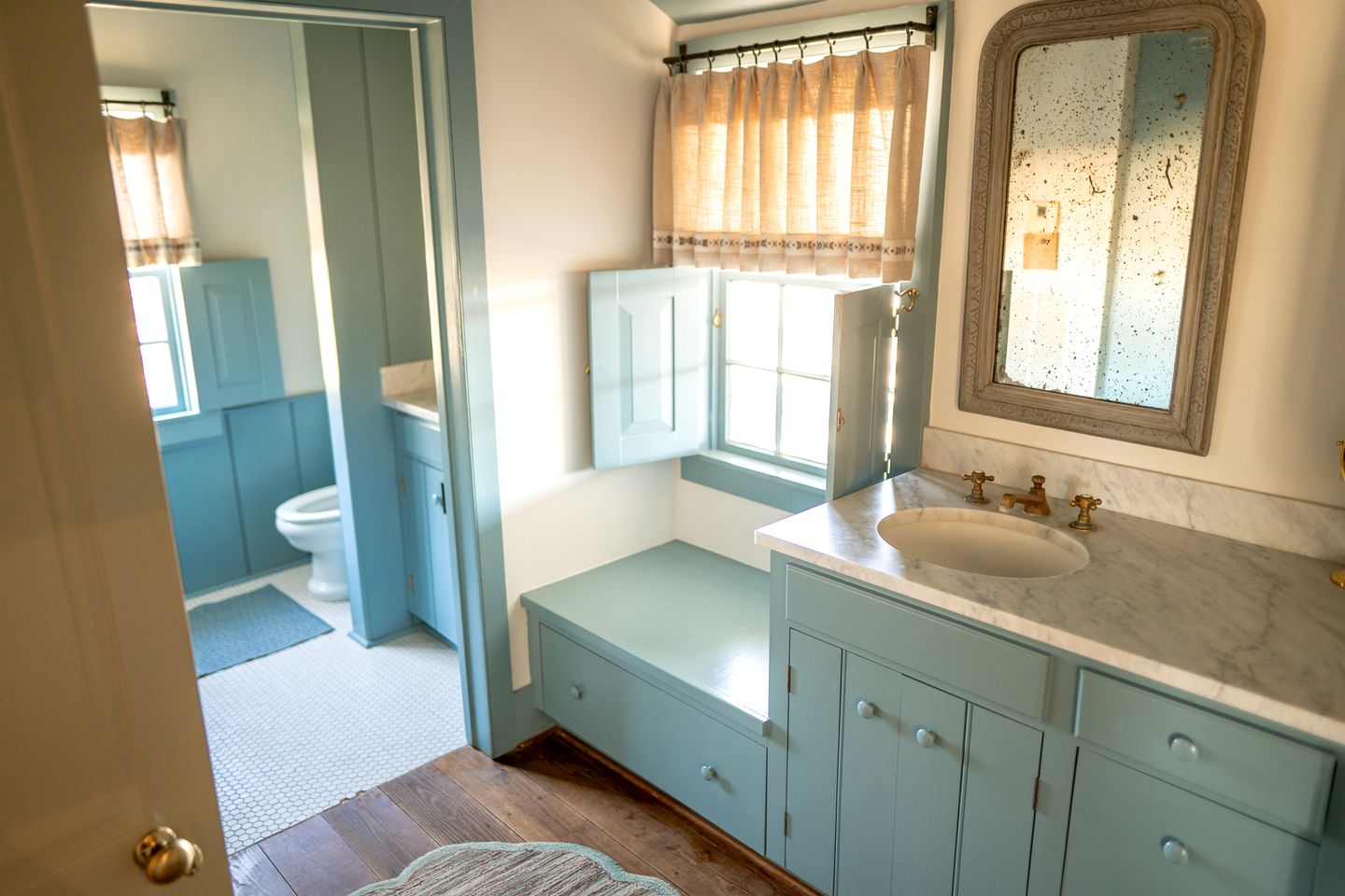 Spacious Luxury Getaway at Restored Ranch Cabin Rental near Austin, Texas