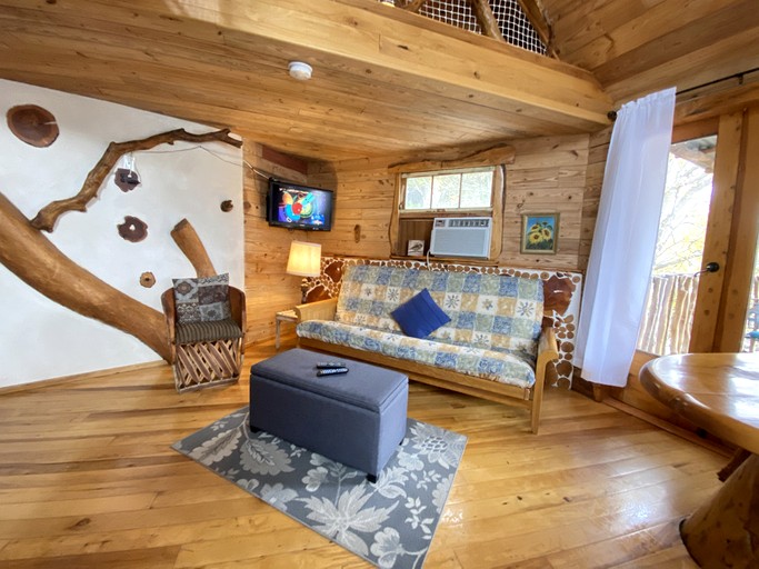 Tree Houses (United States of America, New Braunfels, Texas)