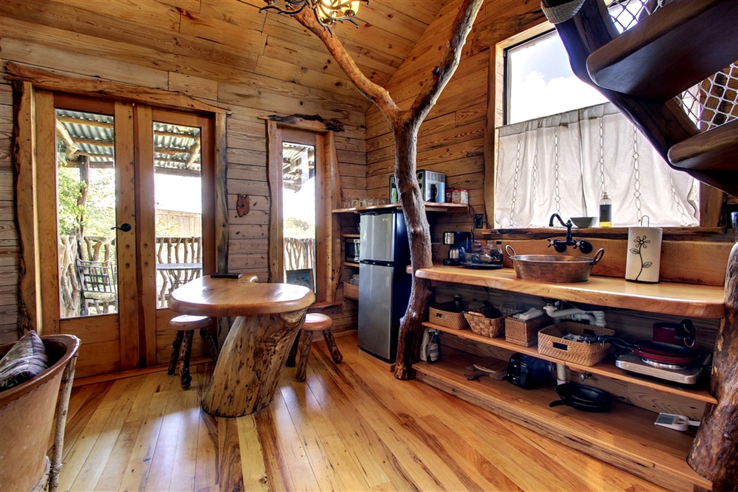 Luxury Cabin Getaway Perfectly Nestled near the Guadalupe River in New Braunfels, Texas