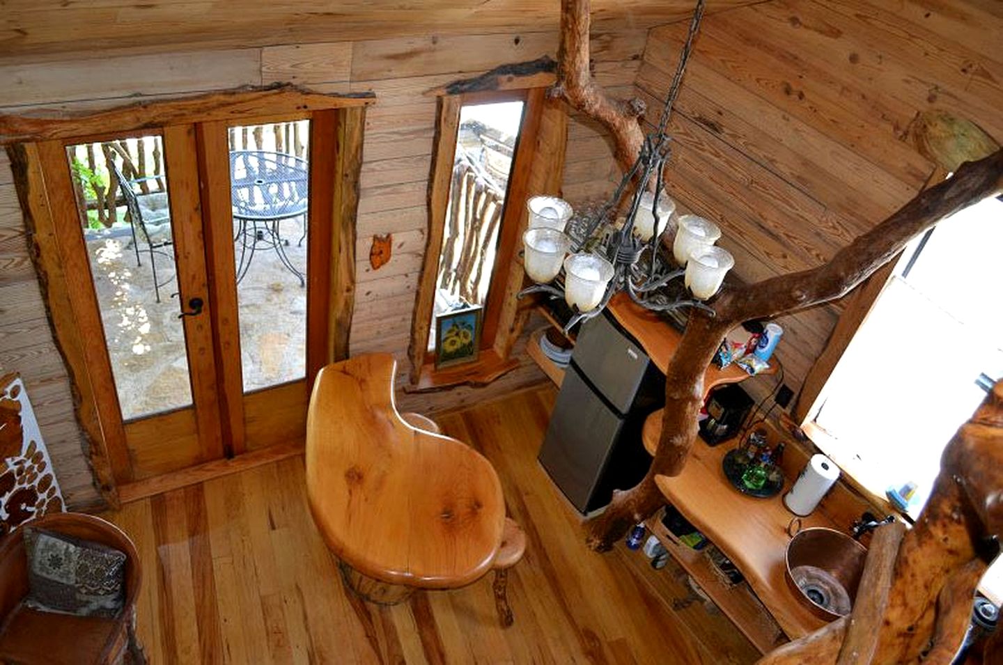 Luxury Cabin Getaway Perfectly Nestled near the Guadalupe River in New Braunfels, Texas