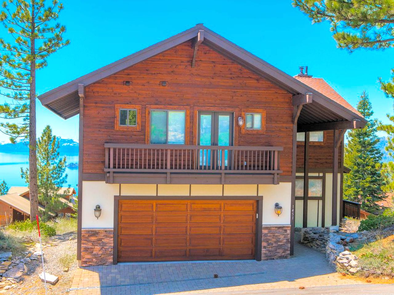Luxury Getaway with Views of Lake Tahoe in Incline Village, Nevada