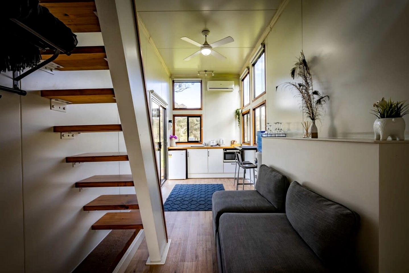 Classy Tiny House on an Alpaca Farm in Windeyer Ideal for Luxury Glamping, NSW