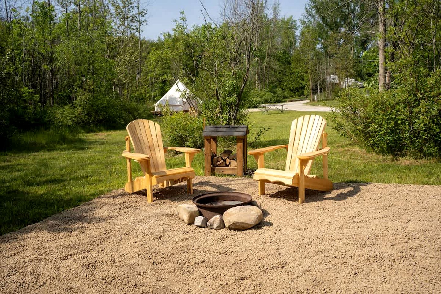 Luxury Glamping Oasis: Dive into Water Sports Bliss in Northern Bruce Peninsula, Canada