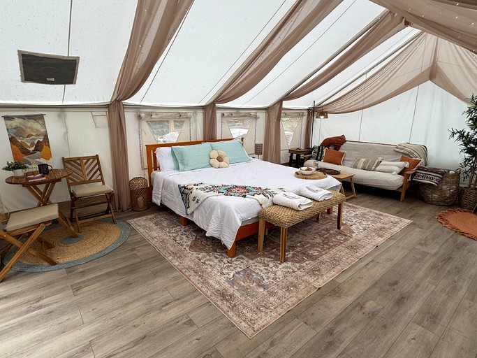 Vacation Rentals (United States of America, --, --)