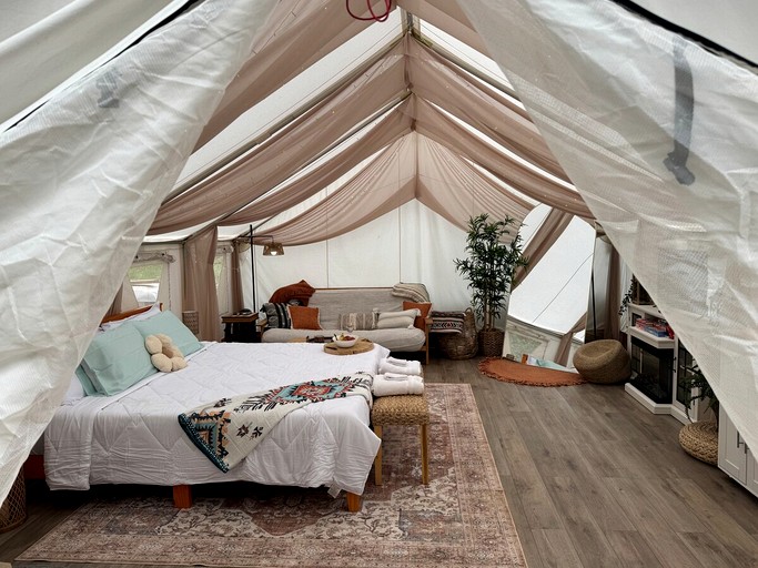 Vacation Rentals (United States of America, --, --)