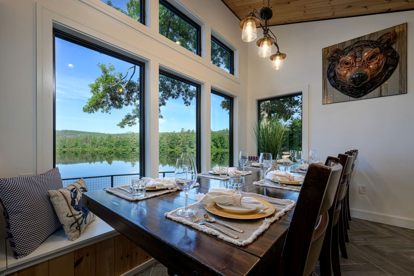 Luxury Lakefront Cabin with Breathtaking Living Spaces in New Hampshire