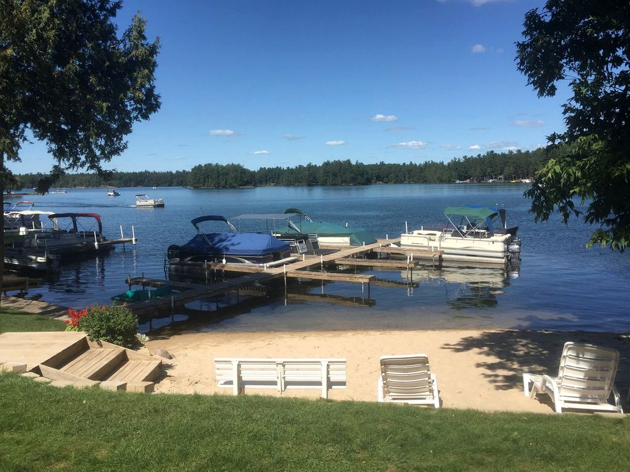 Luxury Lakefront Cabin Rental on Clear Lake in Ogemaw County, Michigan