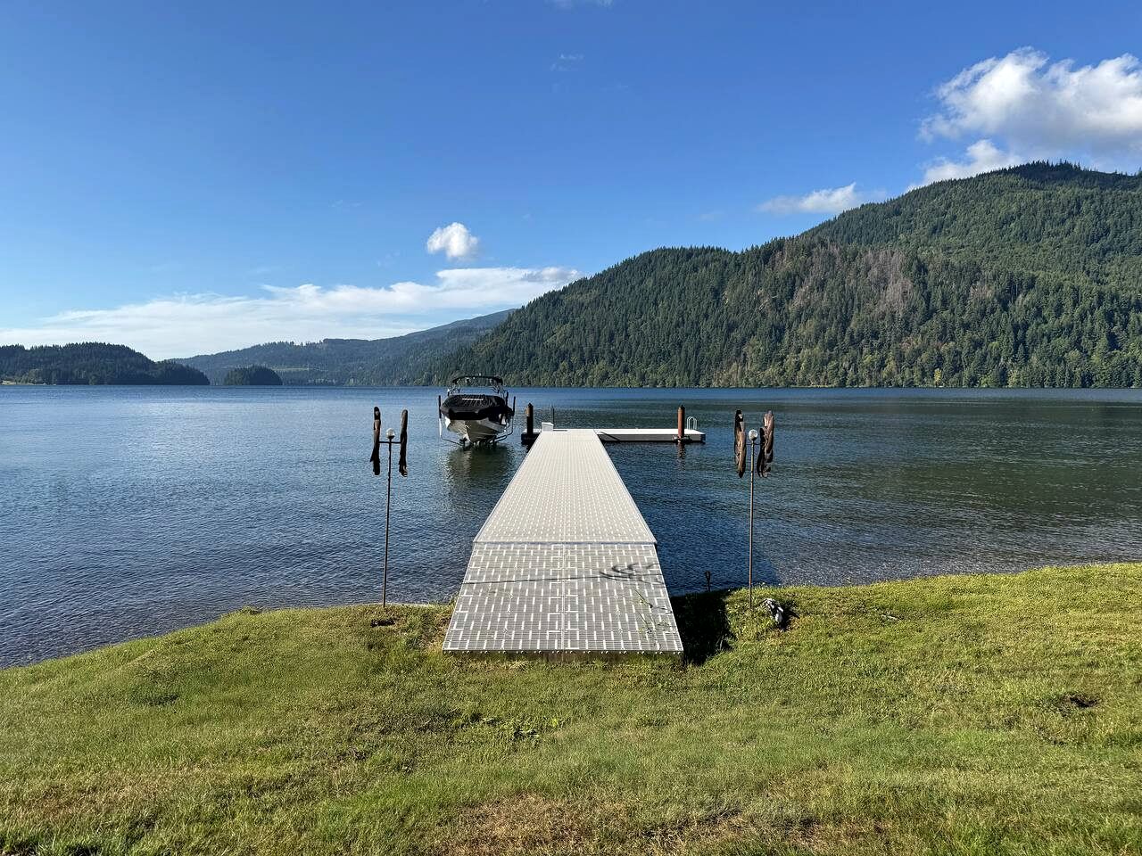 Serene Lake Whatcom Retreat with Dock & Hot Tub Near Bellingham in Sedro-Woolley, Washington