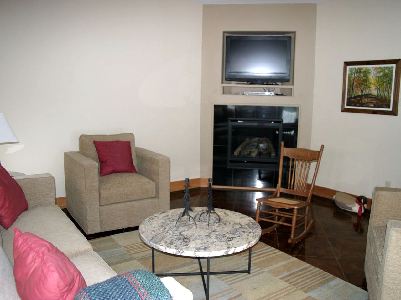 Enchanting Lakefront Cabin Rental Perfect for Six near Okemo in Vermont