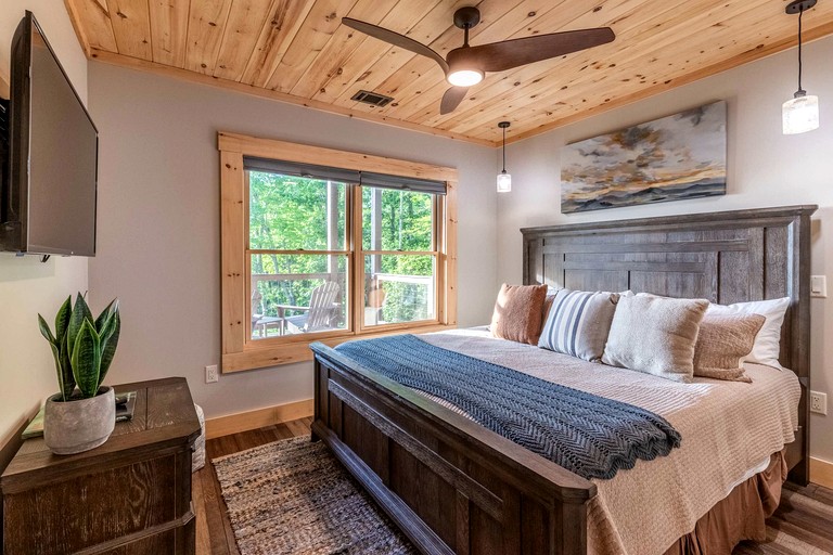 Cabins (United States of America, Bryson City, North Carolina)