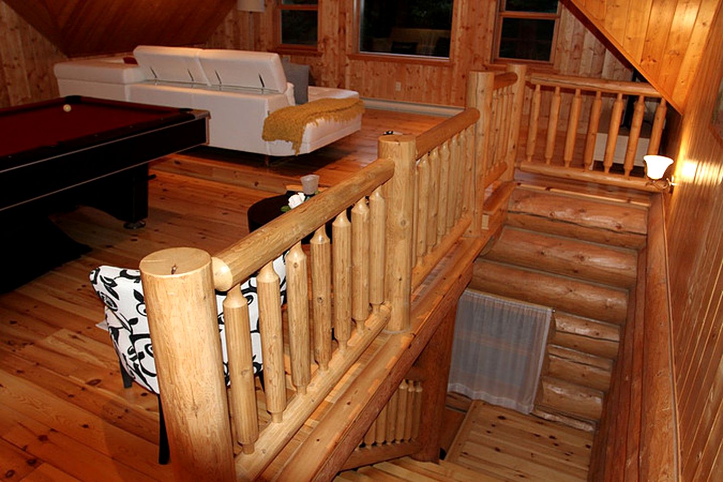 Spacious Lakefront Log Cabin Rental near Saint Sauveur in Quebec, Canada