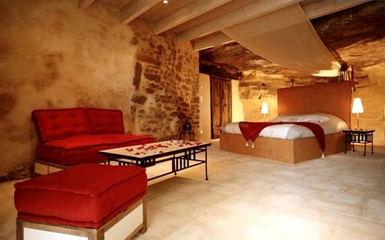 Cottages (Beaumes de Venise, Provence-Alpes-Côte d'Azur, France)