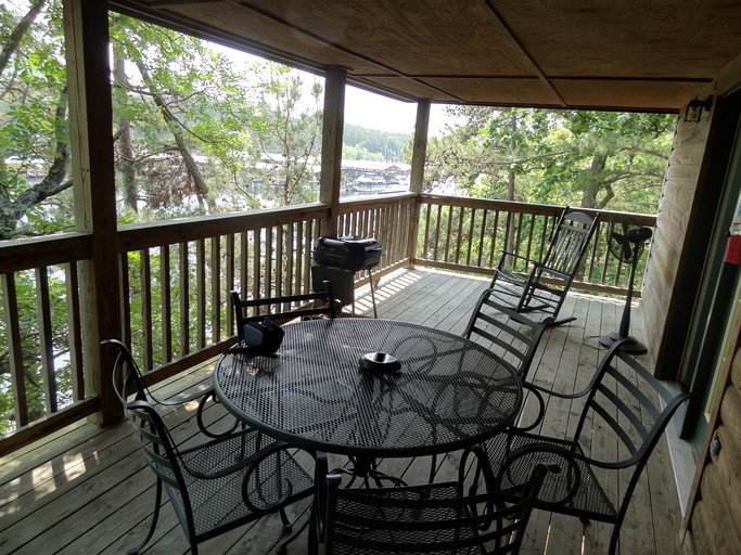 Cabins (United States of America, Mount Ida, Arkansas)