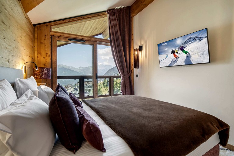 Vacation Rentals (France, Courchevel, Auvergne-Rhône-Alpes)