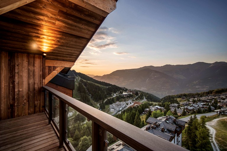 Vacation Rentals (France, Courchevel, Auvergne-Rhône-Alpes)