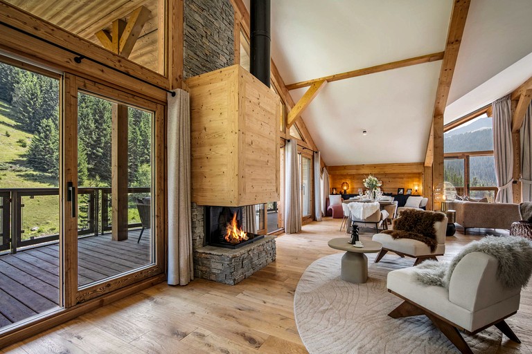 Vacation Rentals (France, Courchevel, Auvergne-Rhône-Alpes)