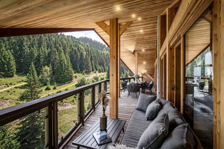 Vacation Rentals (France, Courchevel, Auvergne-Rhône-Alpes)