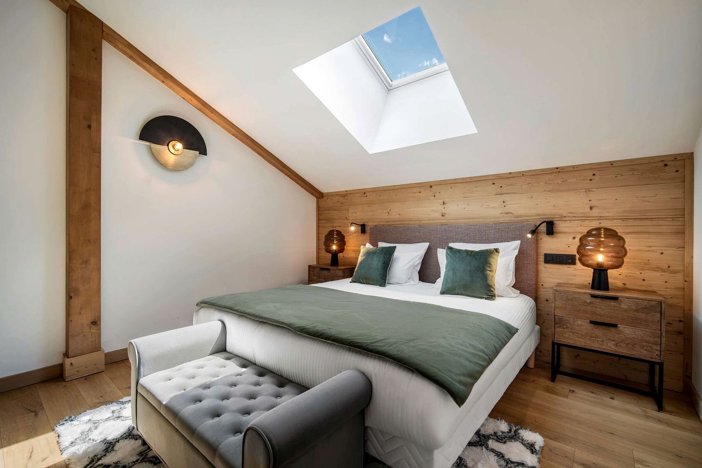 Luxurious Penthouse with Panoramic Mountain Views near Ski Lifts in Courchevel, France