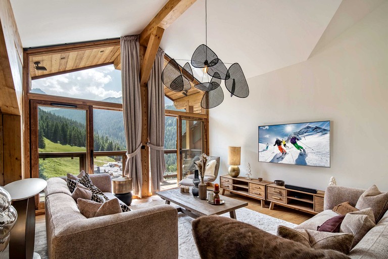 Vacation Rentals (France, Courchevel, Auvergne-Rhône-Alpes)