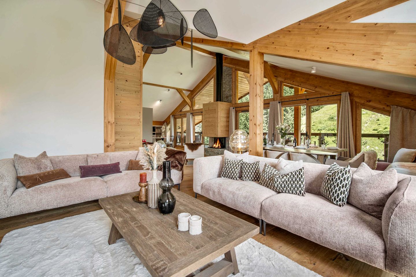 Luxurious Penthouse with Panoramic Mountain Views near Ski Lifts in Courchevel, France