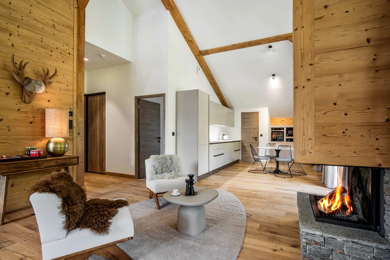 Vacation Rentals (France, Courchevel, Auvergne-Rhône-Alpes)